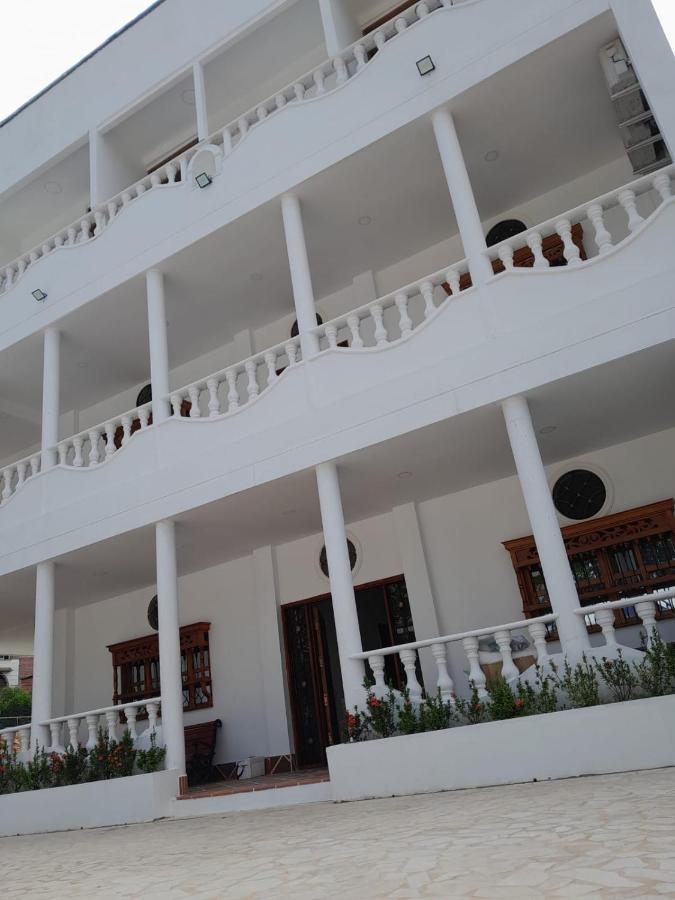 Hotel Santa Fe Del Parque Santa Fe de Antioquia Exterior foto